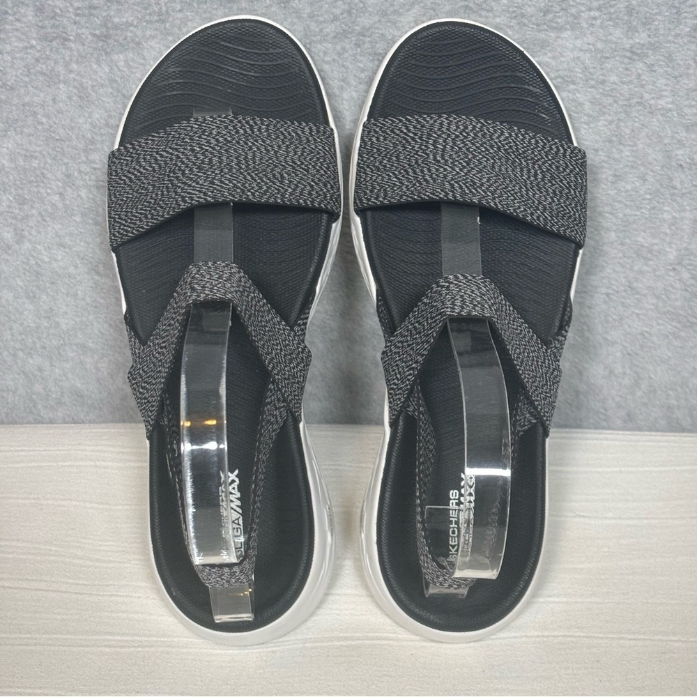Skechers On-The-Go 600 - Ideal Goga Max Sandal-Black/White-Women Size 9 - Picture 11 of 11